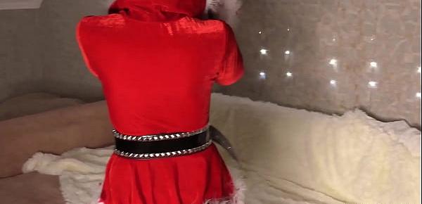  Man Hard Rough Fucks Horny Elf after Hot Blowjob on Christmas and Cumshot